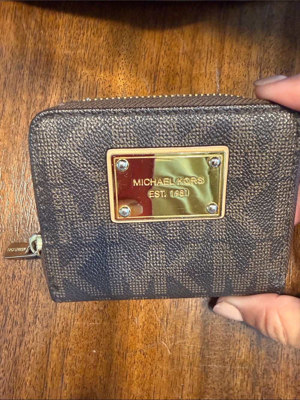 Michael Kors Brown MK Signature Tote with Nude Leather Handles & matching wallet - Picture 6 of 9